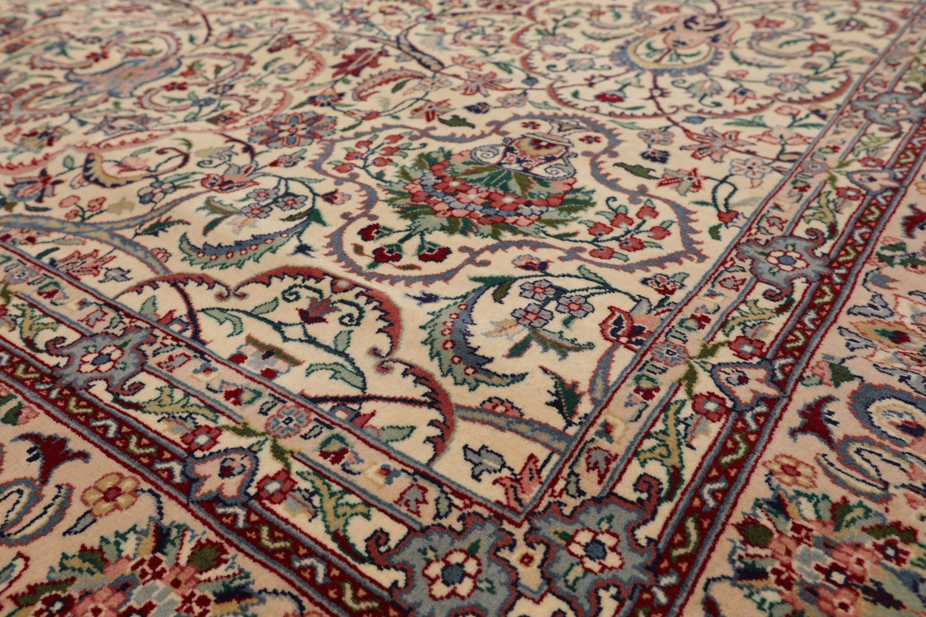 6x9 Cream, Peach, Maroon Color Hand Knotted All-Over 100% Wool Traditional Oriental Rug