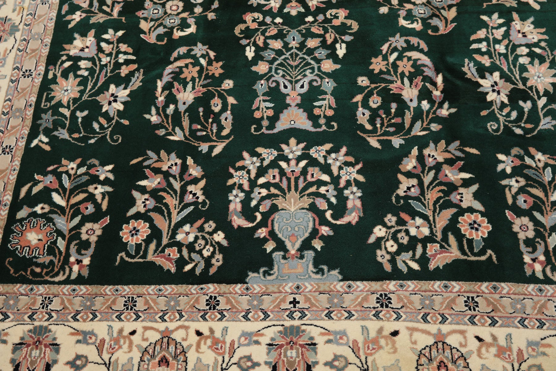 8x10 Emerald, Ivory, Blush Color Hand Knotted Indo Kashan Wool Traditional Oriental Rug