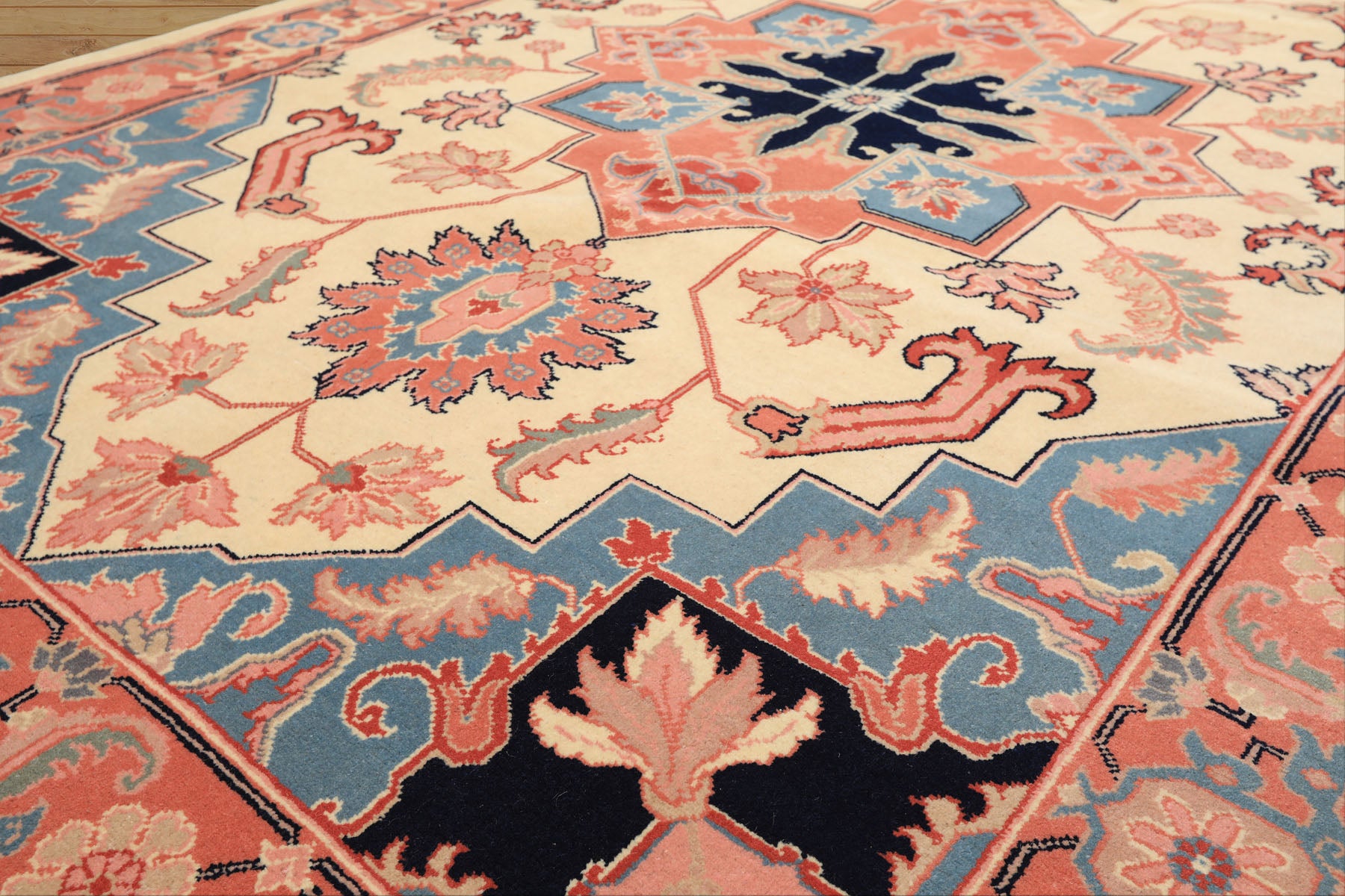 6x9 Ivory, Rose, Navy Color Hand Knotted Romanian Serapi Wool Traditional Oriental Rug