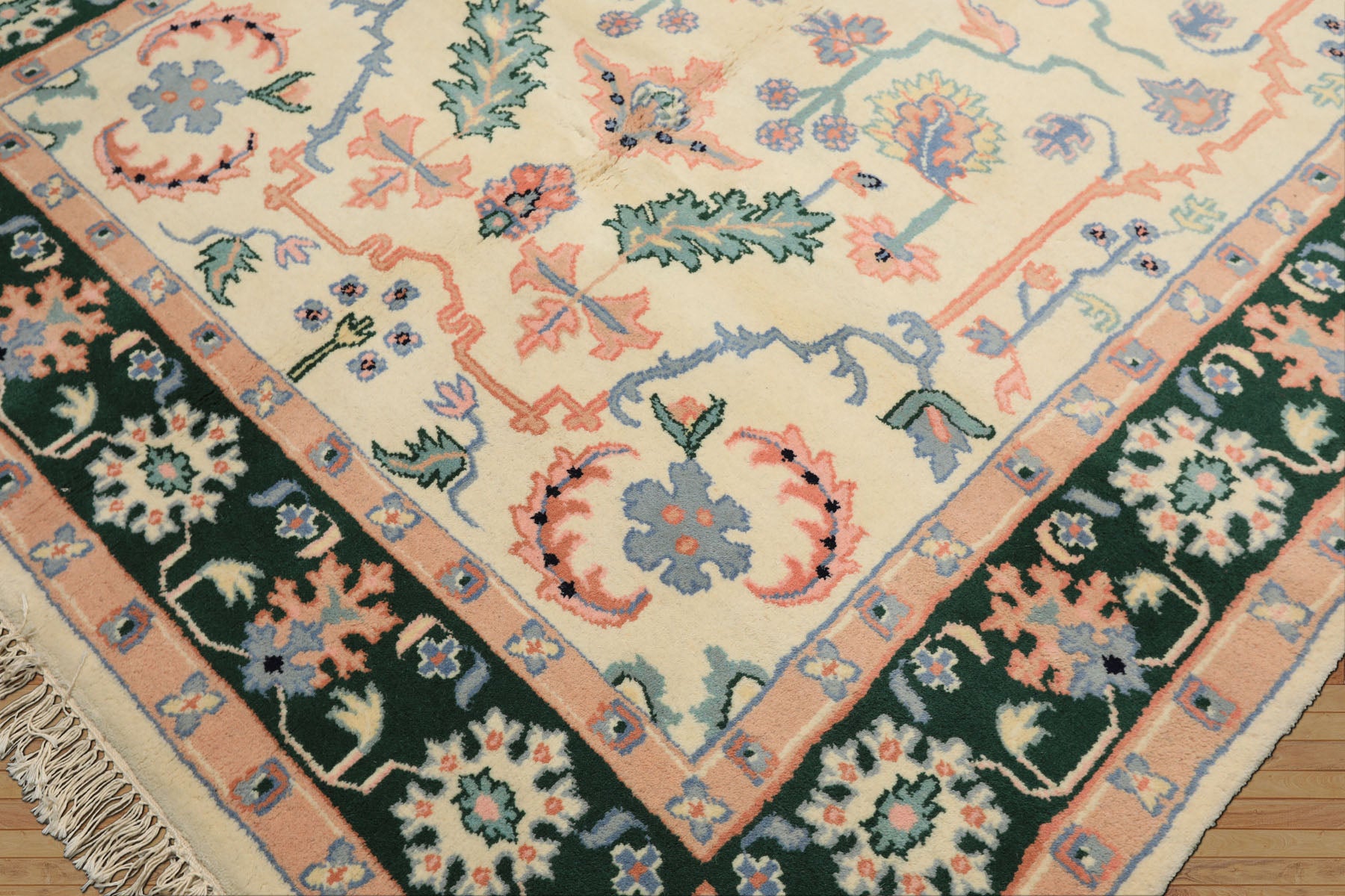 6x9 Ivory, Green, Peach Color Hand Knotted Indo Heriz Wool Traditional Oriental Rug