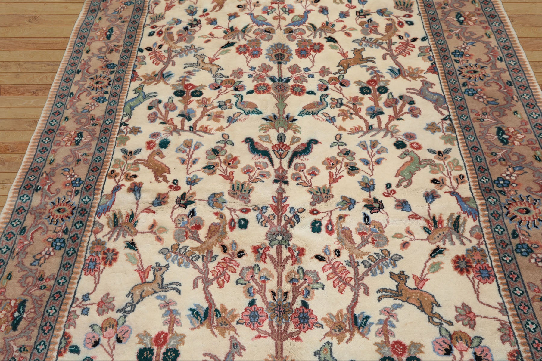 6x9 Ivory, Peach, Gray Color Hand Knotted Indo Persian Wool Traditional Oriental Rug