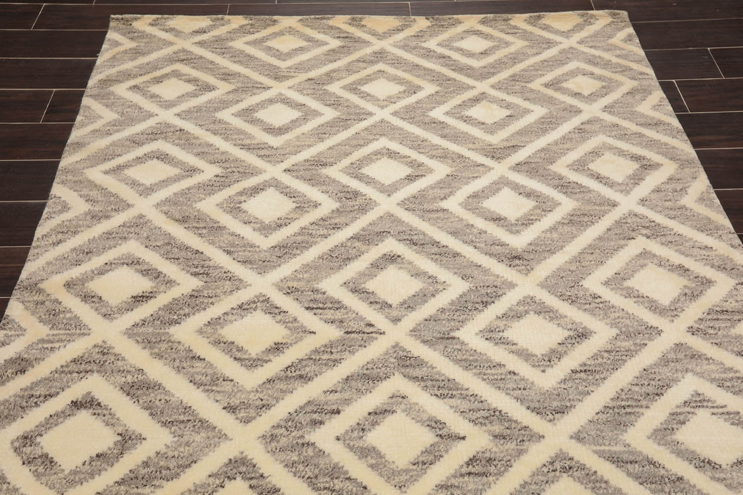 5x7 Ivory, Brown, Color Hand Knotted All-Over 100% Wool Modern Oriental Rug