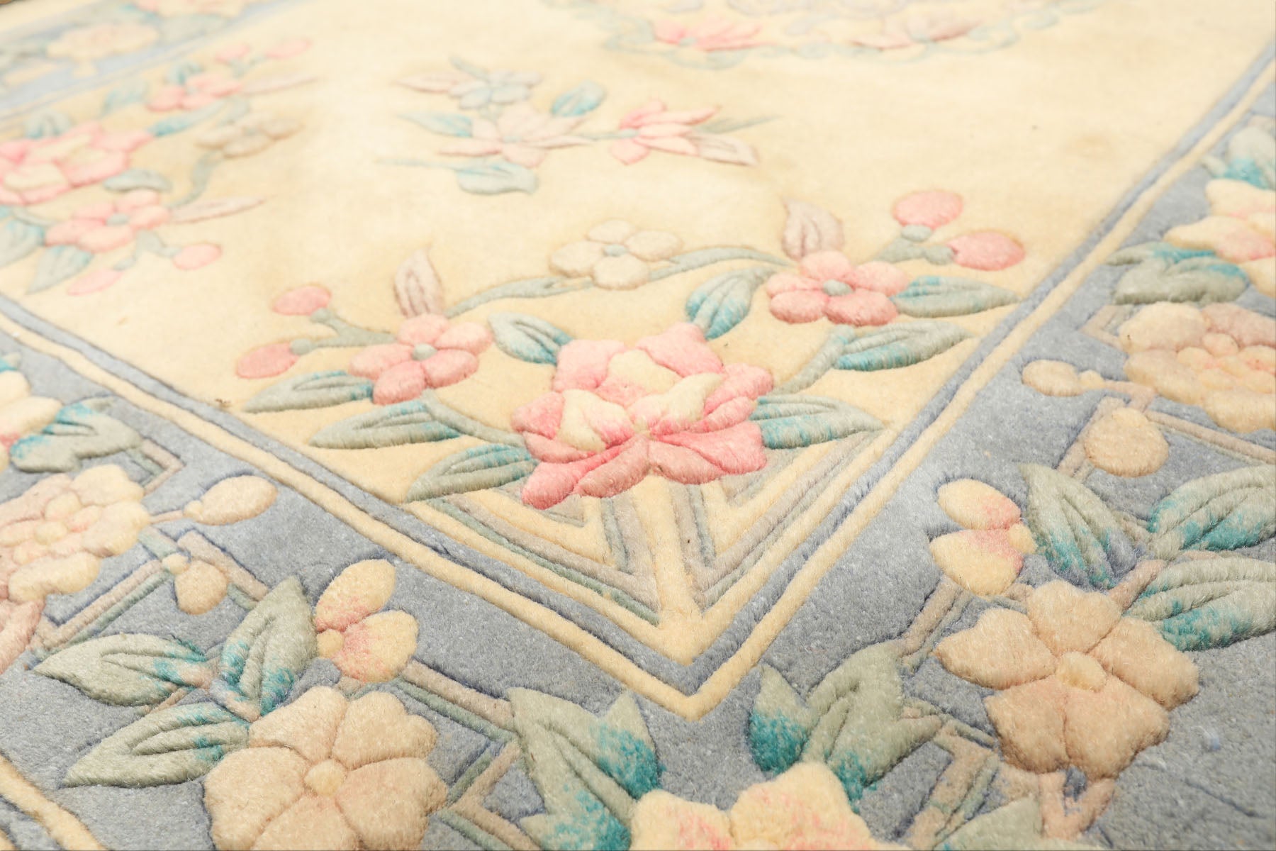 3x5 Ivory, Aqua, Blue Color Hand Knotted French Aubusson Savonerrie Wool Traditional Oriental Rug