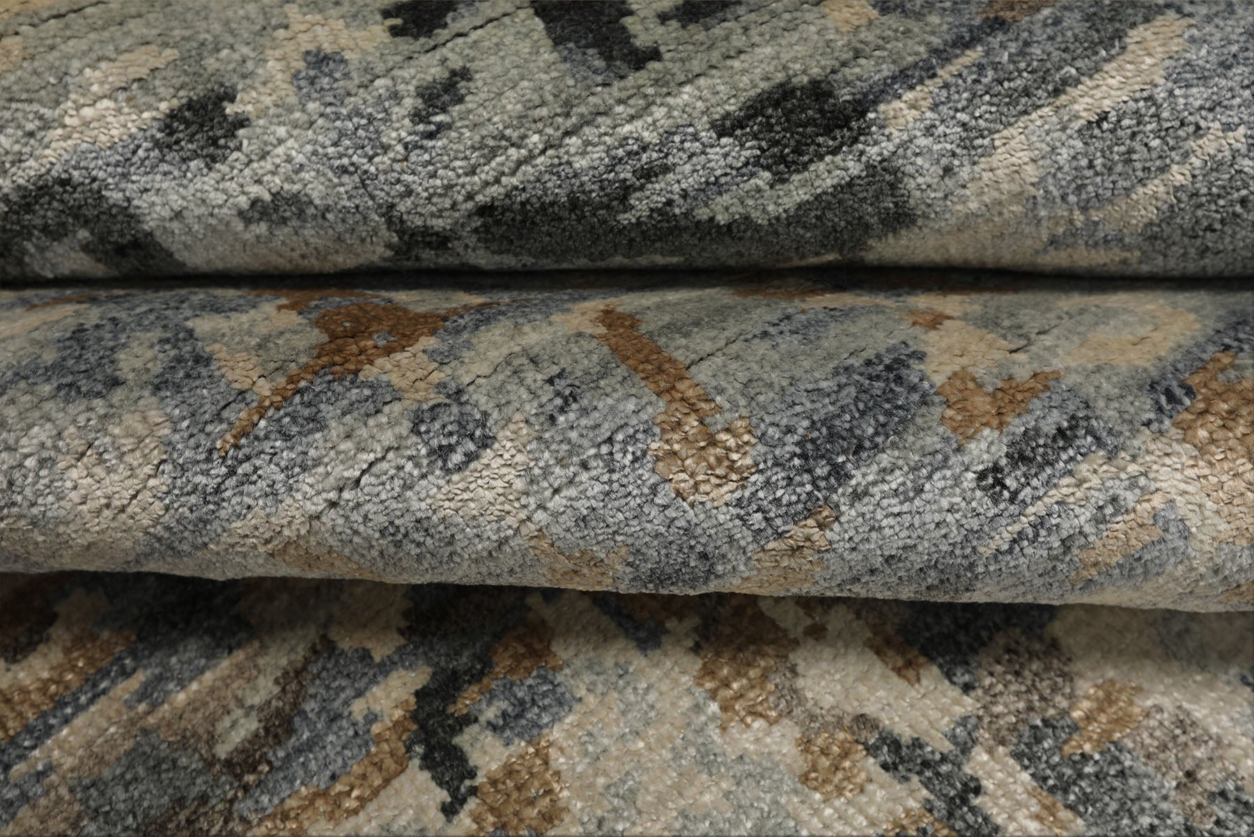 6x9 Gray, Beige, Slate Color Hand Loomed Sherpa Bamboo Silk Modern Oriental Rug
