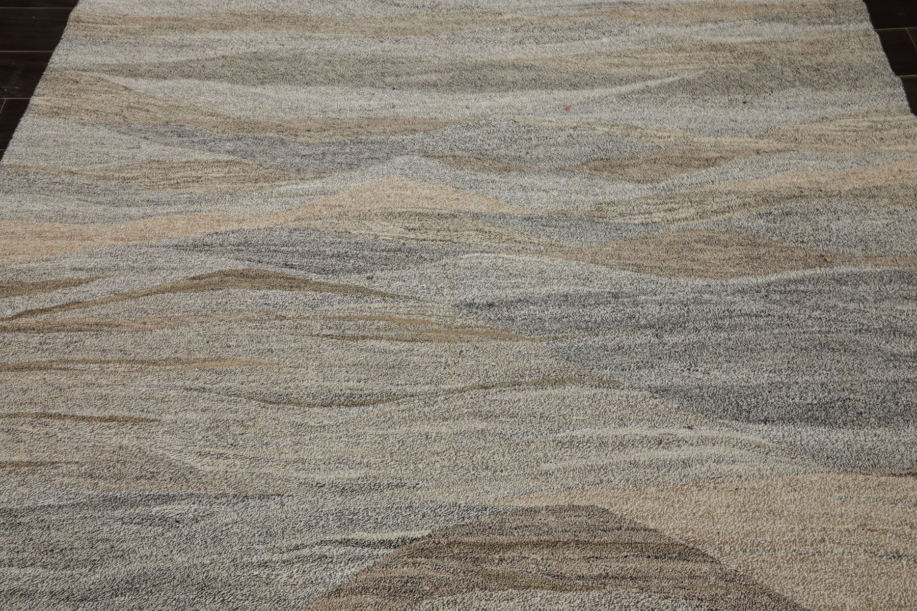 5x7 White, Beige, Gray Color Hand Woven  Fabric & PET yarn Modern Oriental Rug