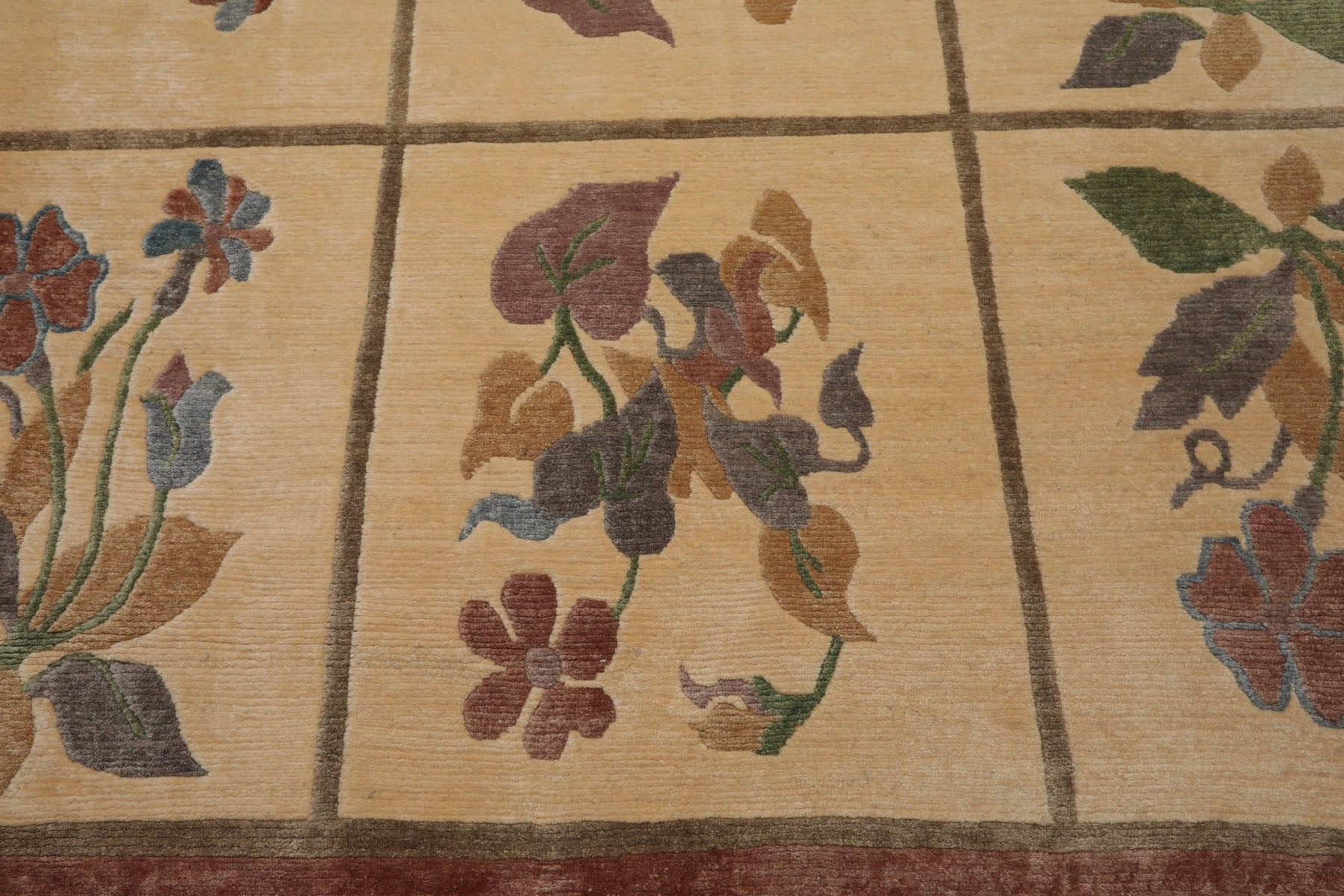 8x10 Ivory, Rust, Gray Color Hand Knotted Tibetan Wool Transitional Oriental Rug