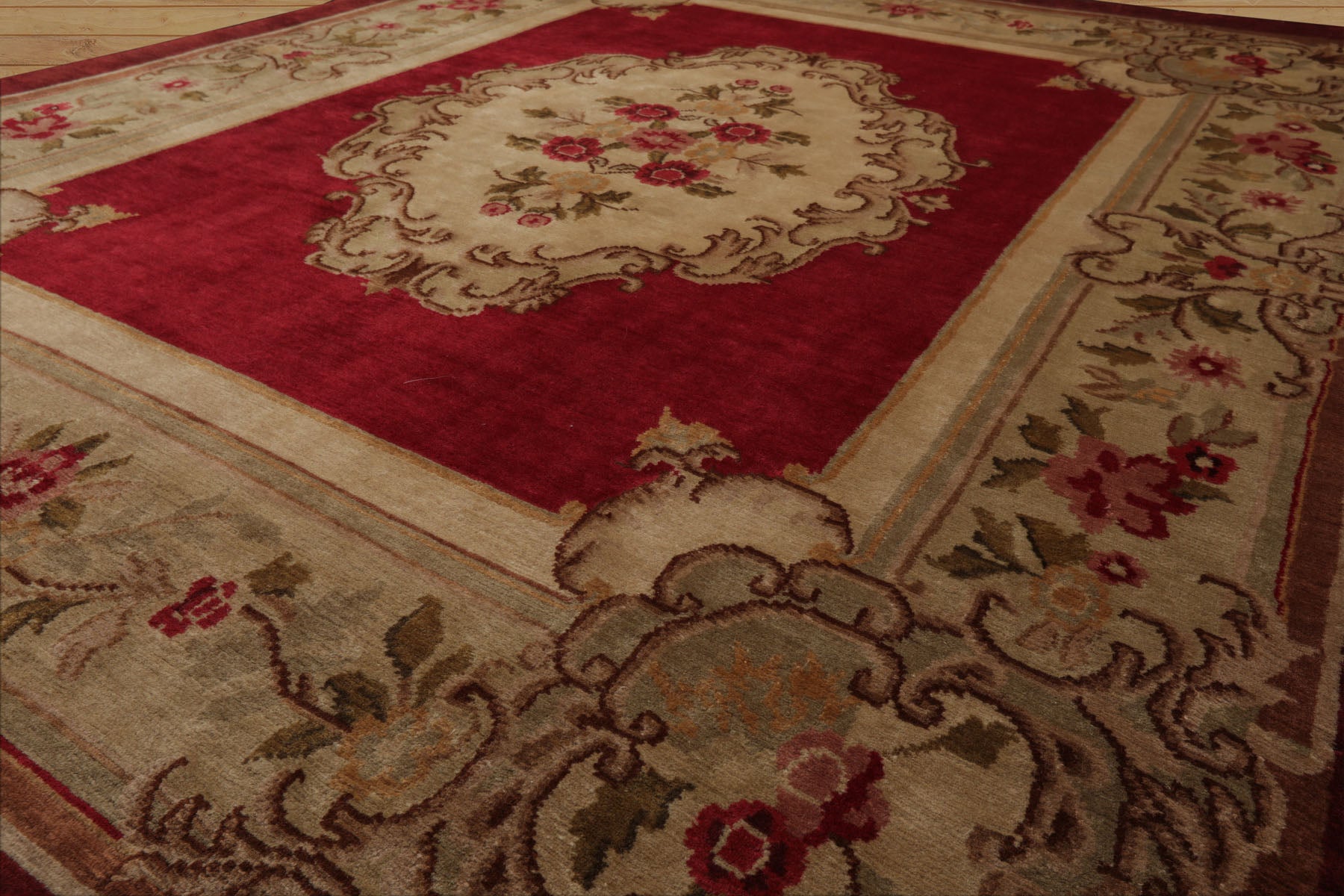 8x10 Crimson, Green, Tan Color Hand Knotted French Aubusson Savonnerie Wool Traditional Oriental Rug