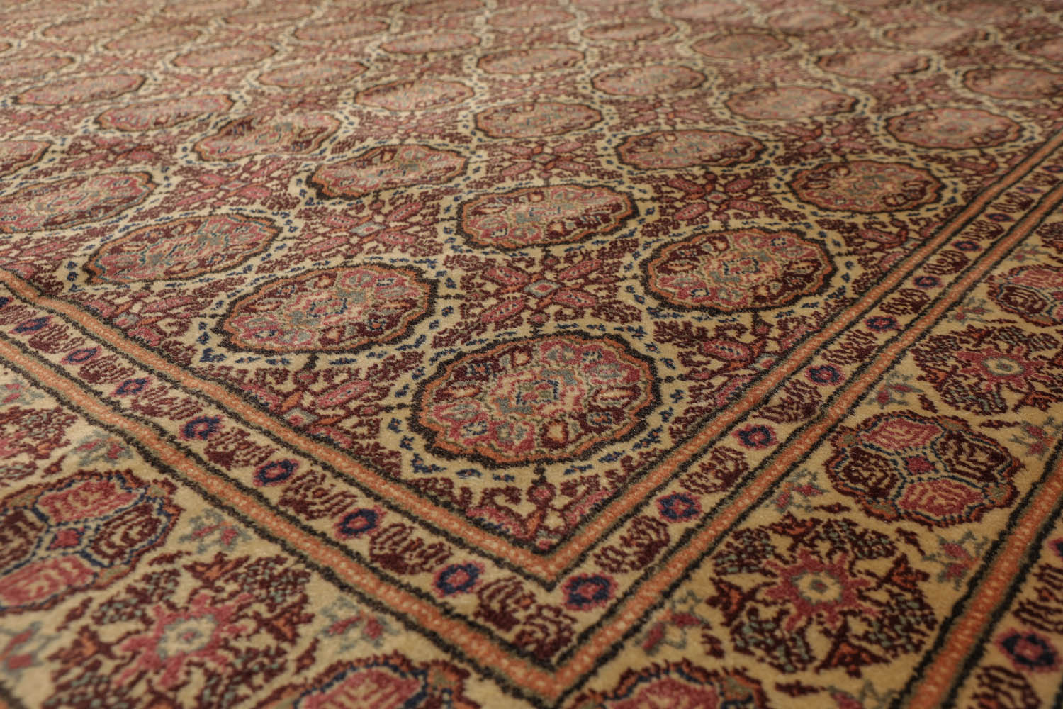 6x9 Beige, Rust, Chocolate Color Hand Knotted All-Over 100% Wool Traditional-Persian/Oriental Oriental Rug