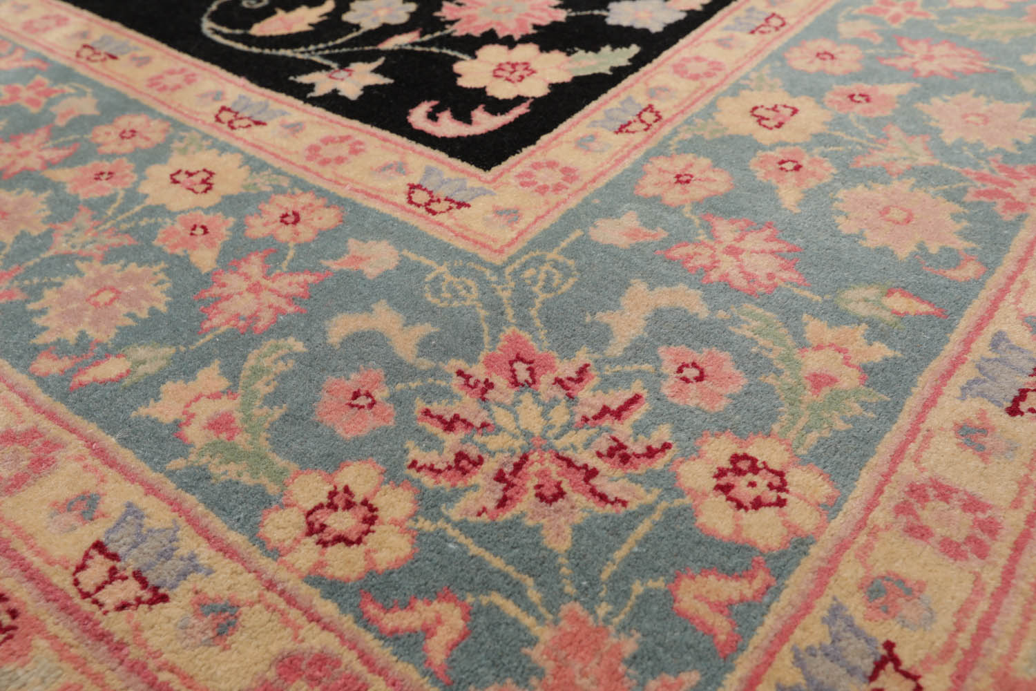 8x10 Black, Turquoise, Pink Color Hand Knotted All-Over 100% Wool Traditional Oriental Rug