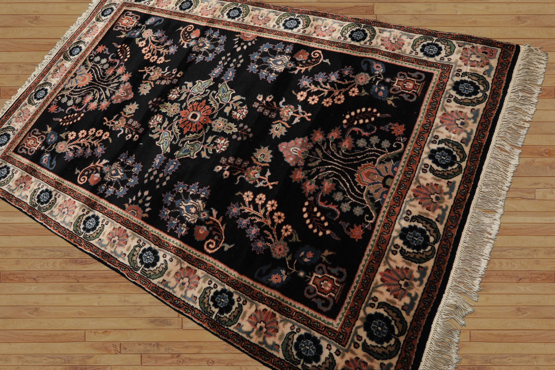 4x6 Black, Ivory, Sage Color Hand Knotted Indo Sarouk New Zealand Wool Traditional Oriental Rug