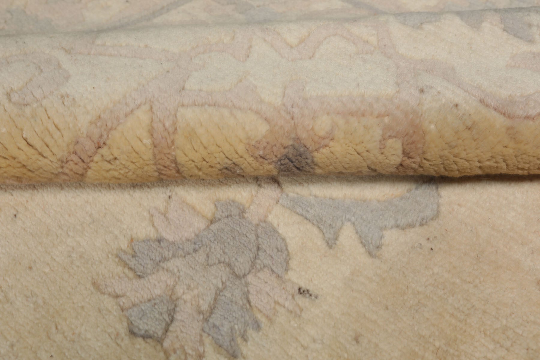 6x9 Ivory, Gray, Rose Color Hand Knotted Tibetan Wool Transitional Oriental Rug