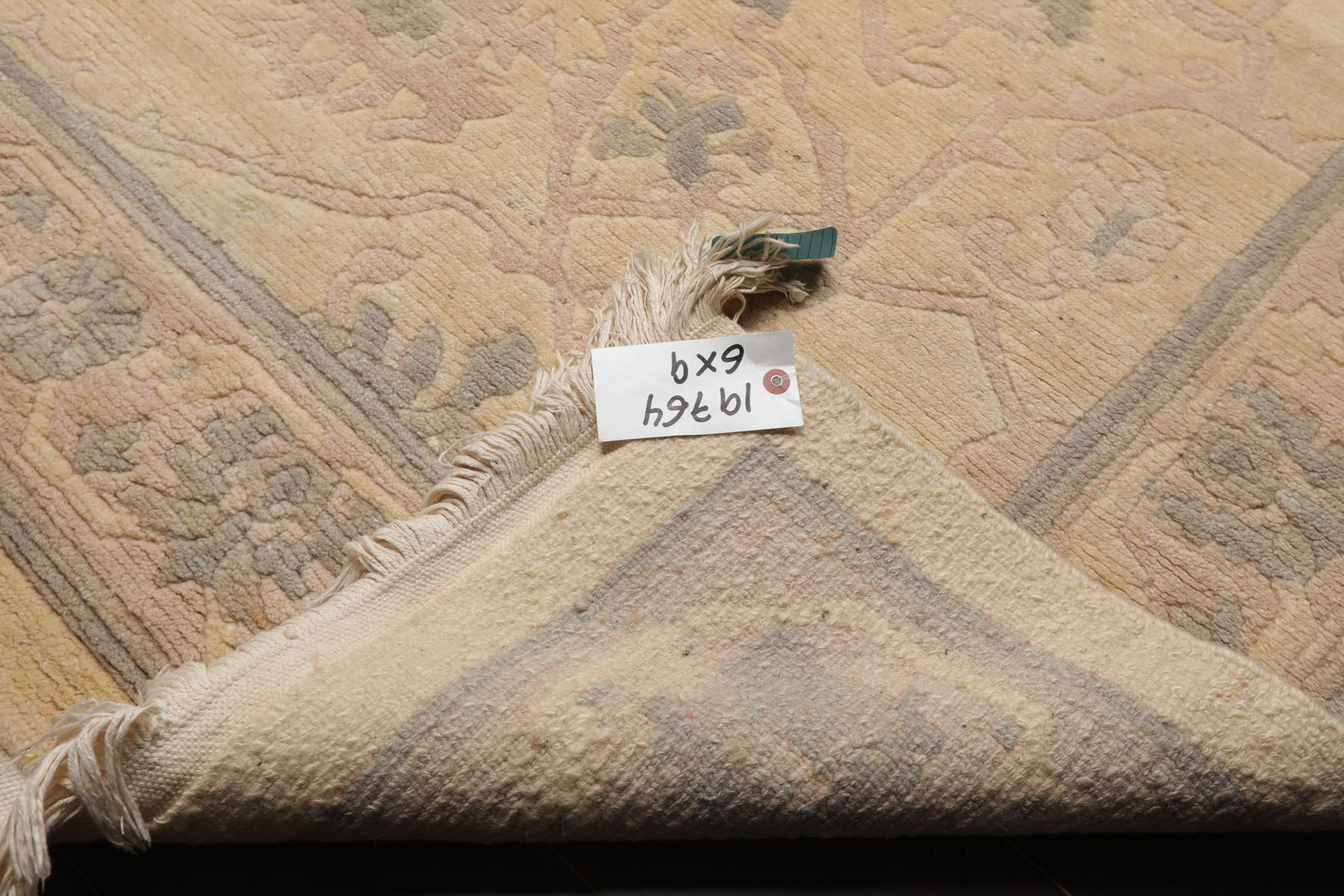 6x9 Ivory, Gray, Rose Color Hand Knotted Tibetan Wool Transitional Oriental Rug