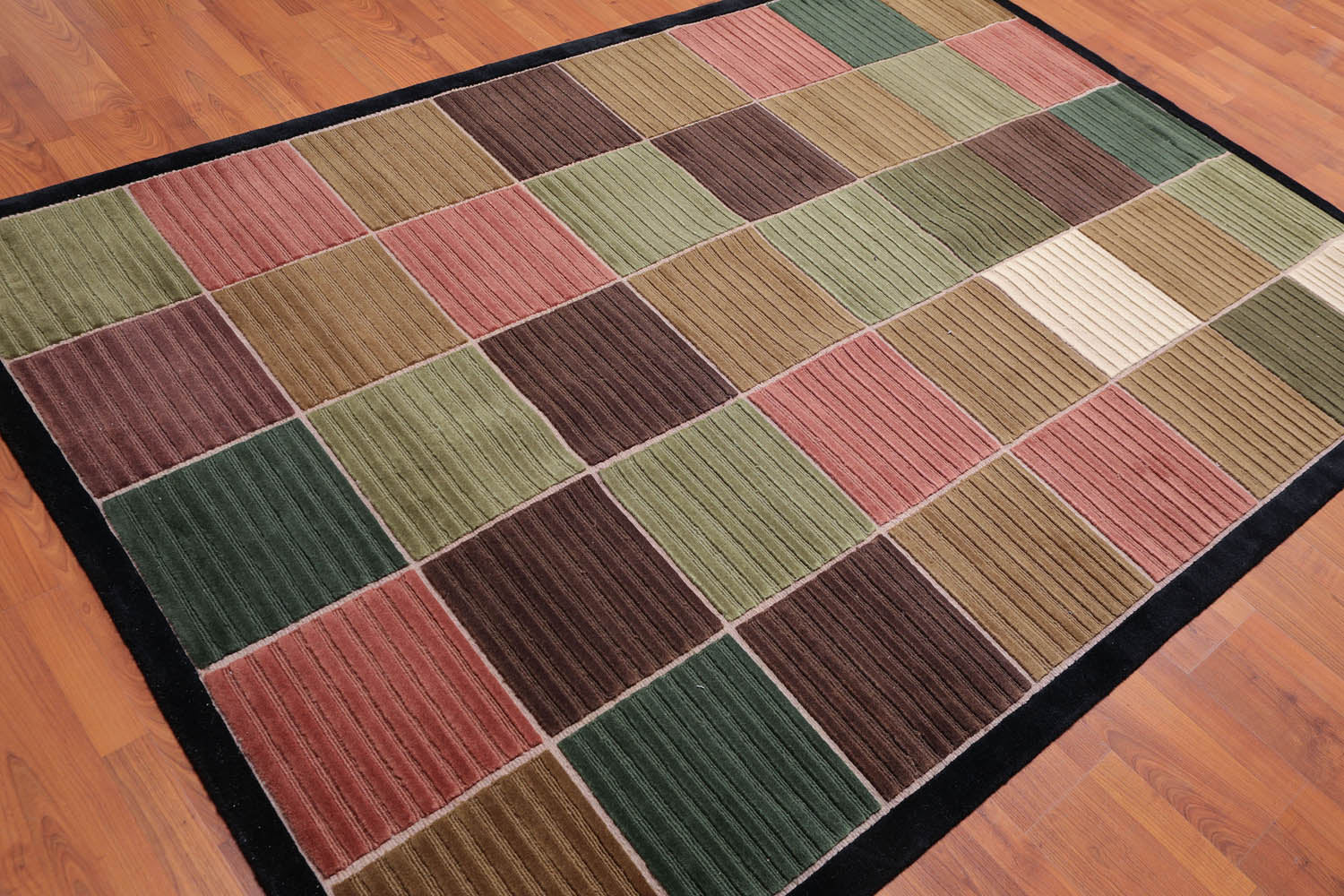 5x7 Black, Chocolate, Green Color Hand Knotted Checked 100% Wool Traditional Oriental Rug