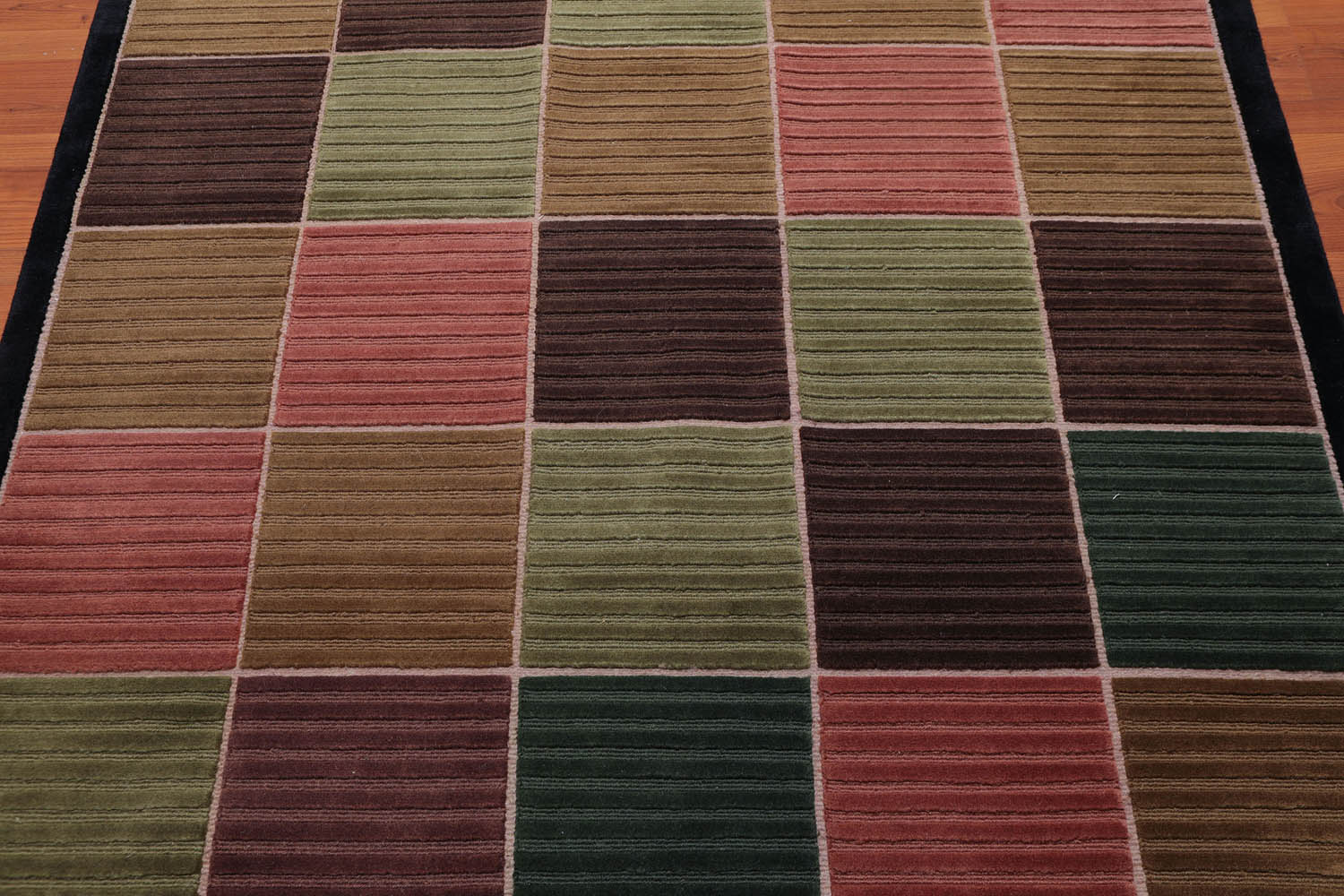 5x7 Black, Chocolate, Green Color Hand Knotted Checked 100% Wool Traditional Oriental Rug