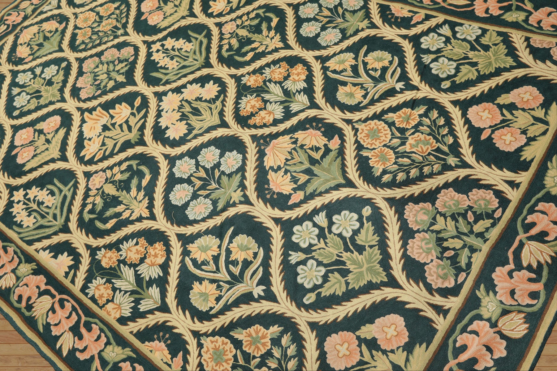 6x9 Green, Beige, Brown Color Hand Woven Chainstitch Wool Traditional Oriental Rug