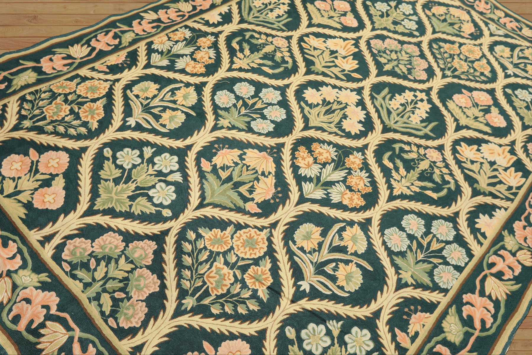 6x9 Green, Beige, Brown Color Hand Woven Chainstitch Wool Traditional Oriental Rug