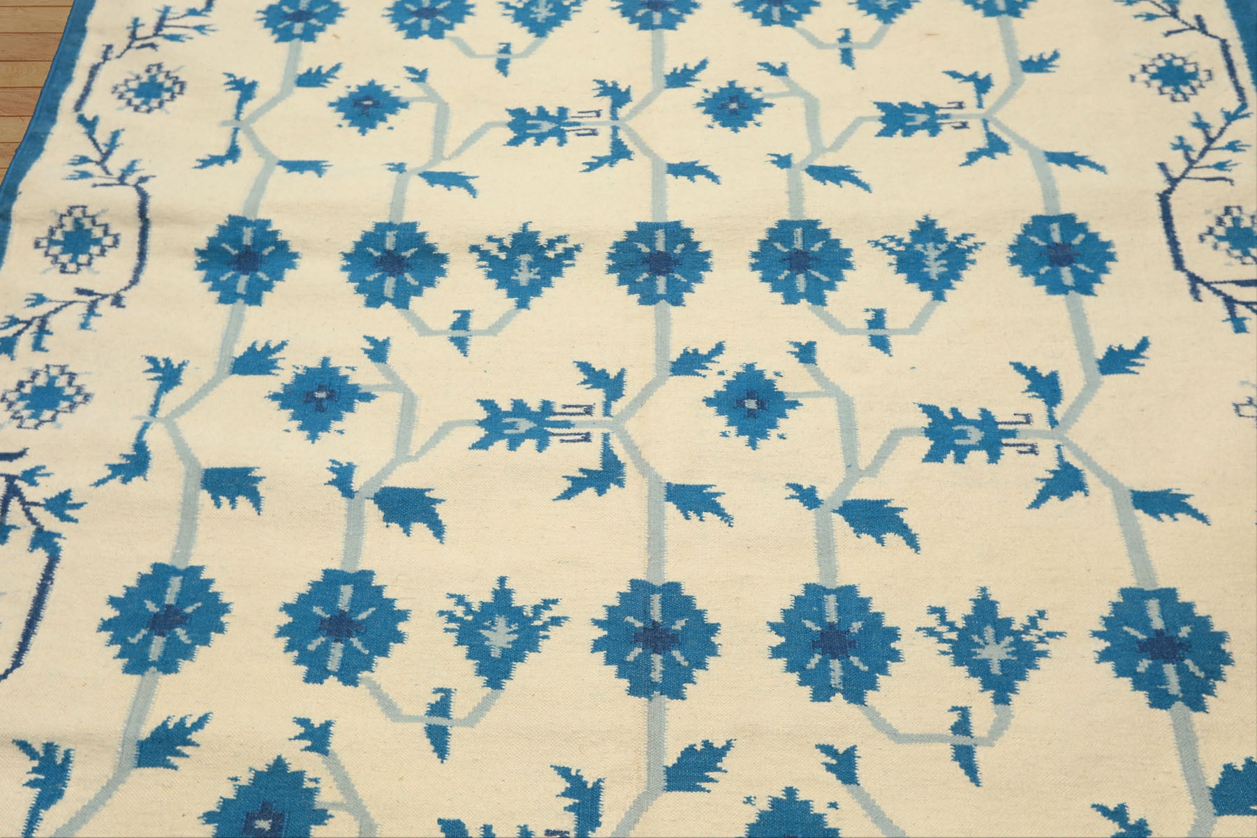 6x9 Ivory, Blue, Color Hand Woven Kilim Wool Transitional Oriental Rug