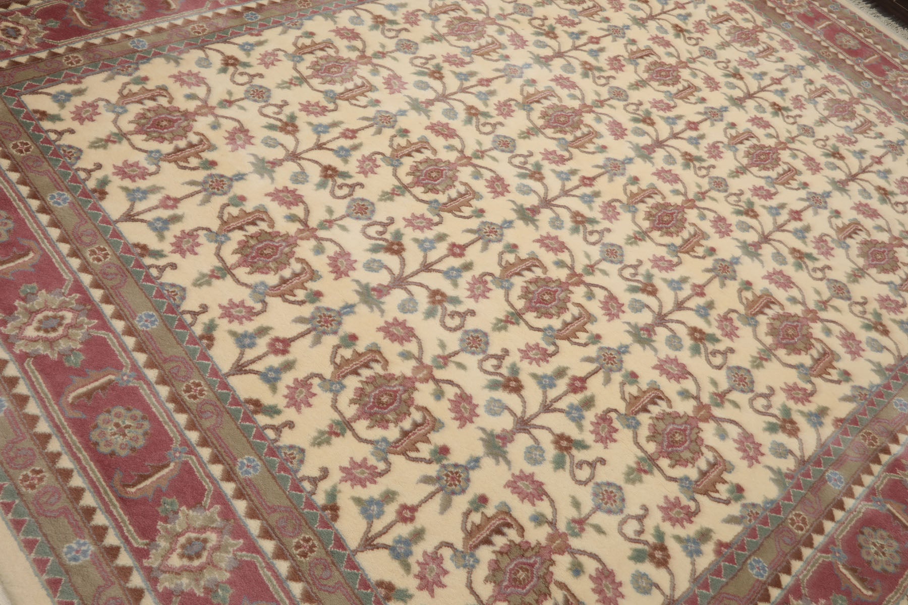 8x10 Ivory, Plum, Aqua Color Hand Knotted Herati New Zealand Wool Traditional Oriental Rug