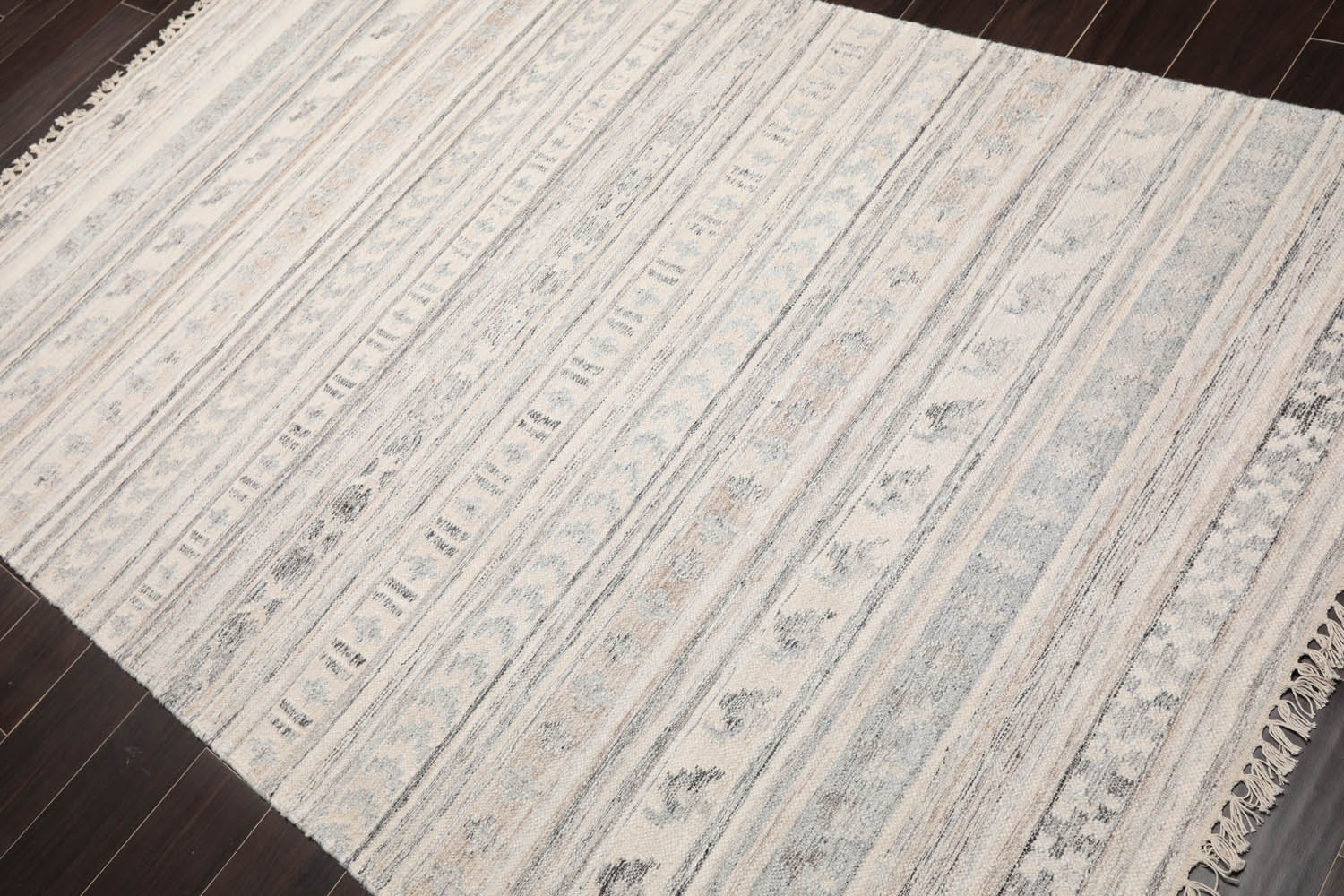 5x7 Beige, Gray, Black Color Hand Woven All-Over 100% Wool Southwestern Oriental Rug