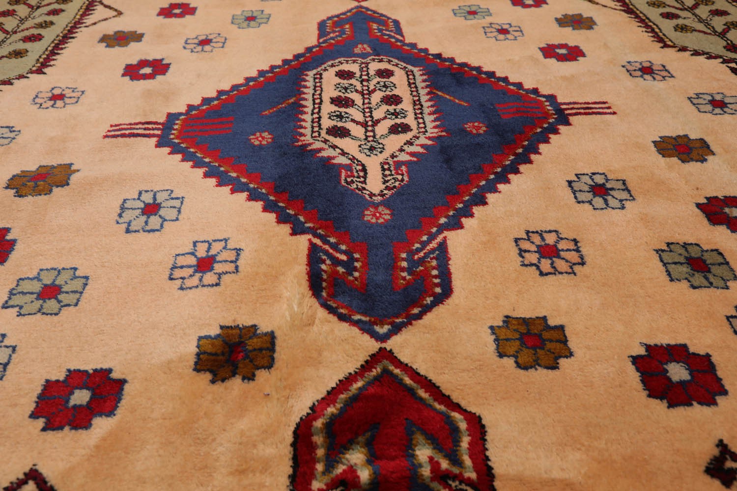 6x9 Light Peach, Royal Blue, Red Color Hand Knotted All-Over 100% Wool Traditional Oriental Rug