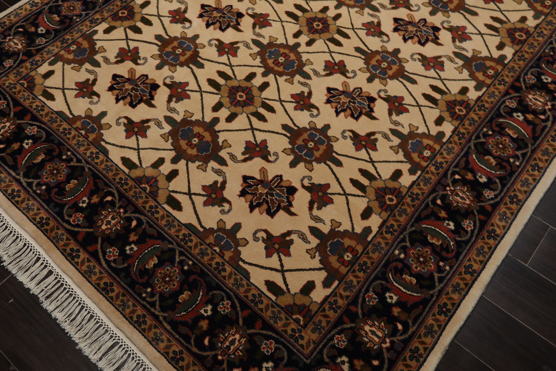 6x9 Ivory, Navy, Green Color Hand Knotted Agra Wool Traditional Oriental Rug