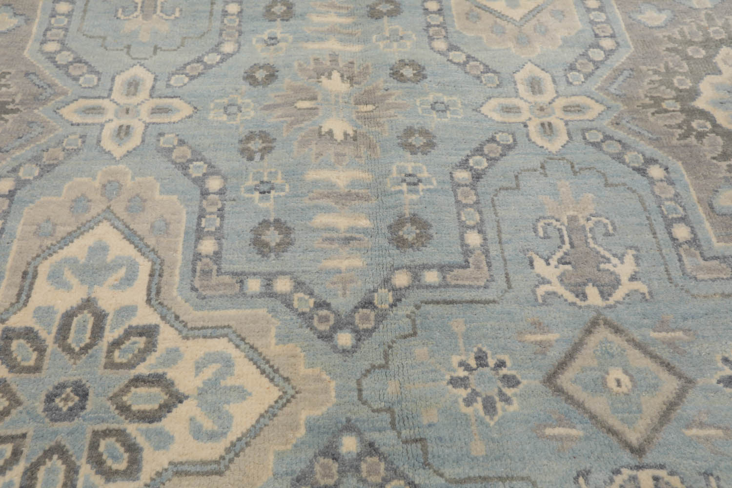 6x9 Blue, Ivory, Gray Color Hand Knotted Geometric 100% Wool Transitional Oriental Rug