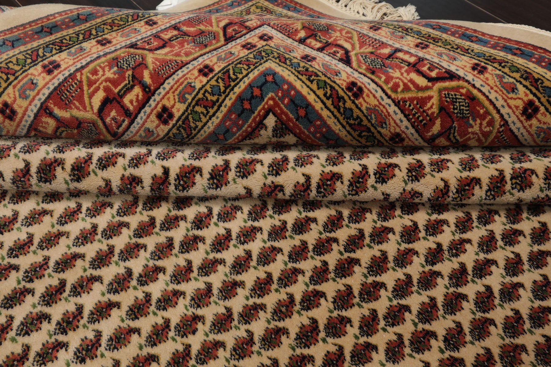 6x9 Ivory, Raspberry, Blue Color Hand Knotted Paisley New Zealand Wool Traditional Oriental Rug
