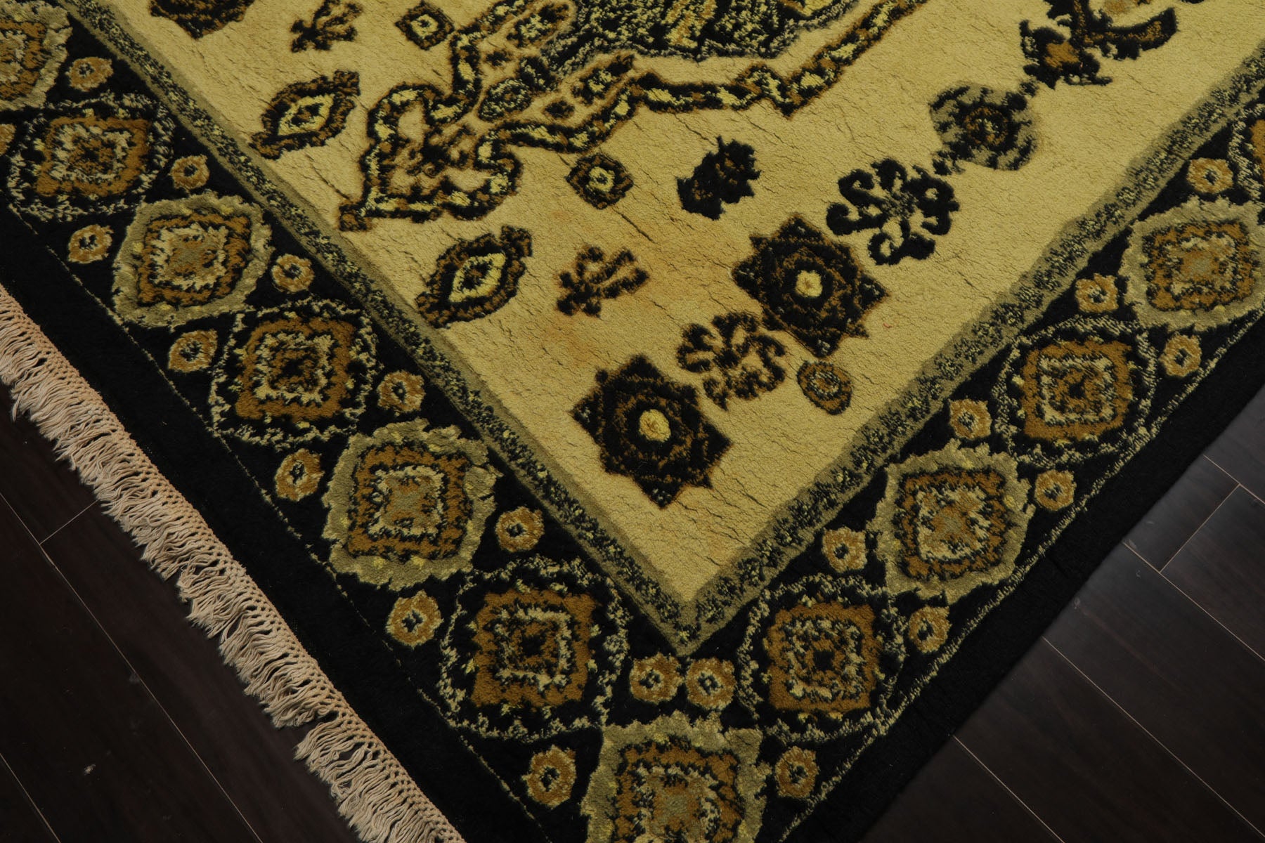 6x9 Citrus, Black, Gold Color Hand Knotted Heriz Wool Arts & Crafts/Mission Oriental Rug