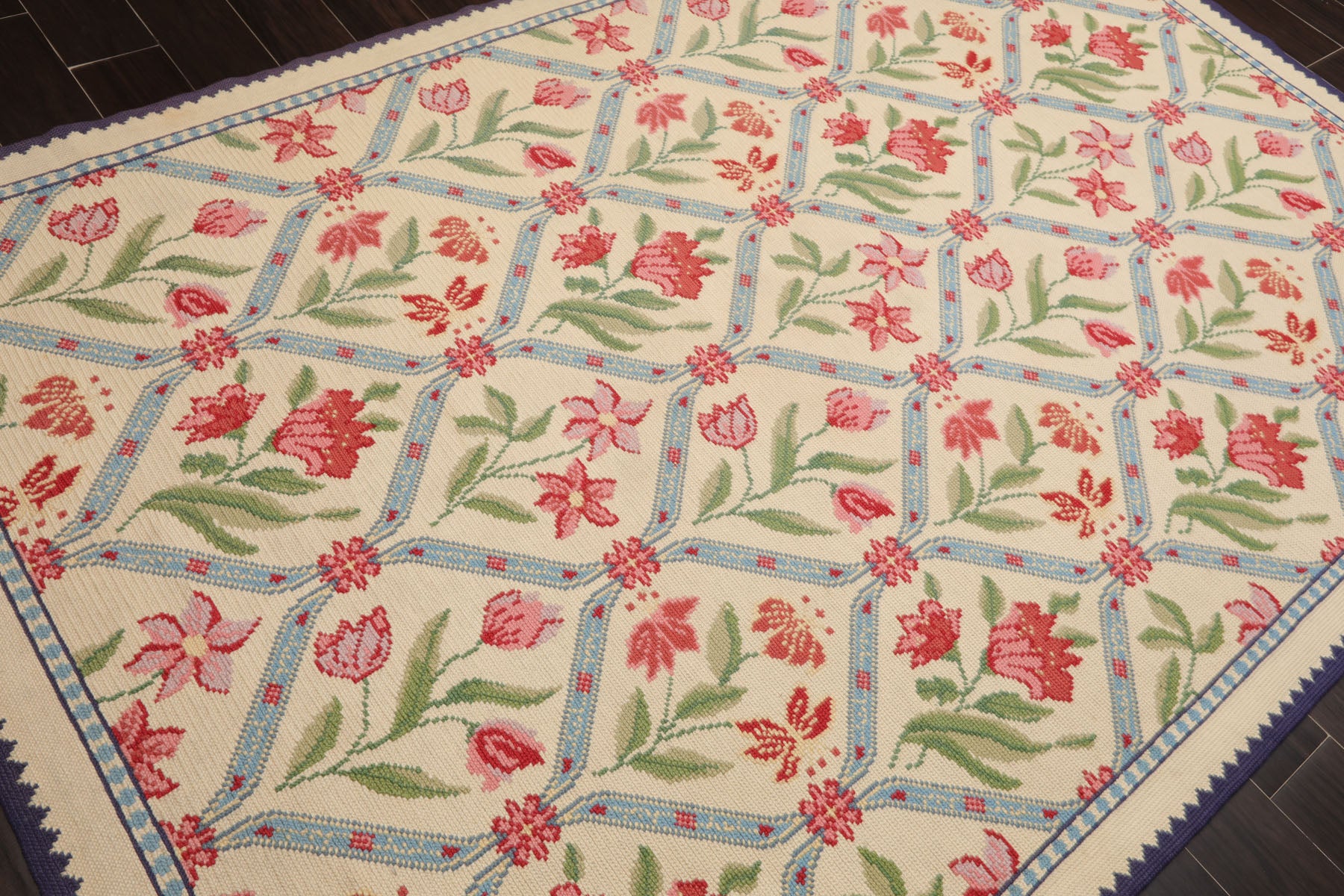 6x8 Ivory, Blue, Rose Color Hand Woven Caucasian Needlepoint Wool Traditional Oriental Rug
