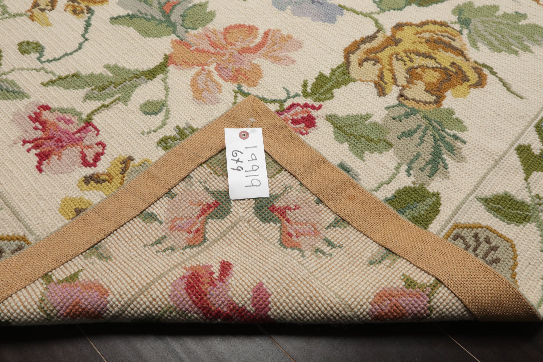 6x9 Ivory, Green, Pink Color Hand Woven Caucasian Needlepoint Wool Traditional Oriental Rug
