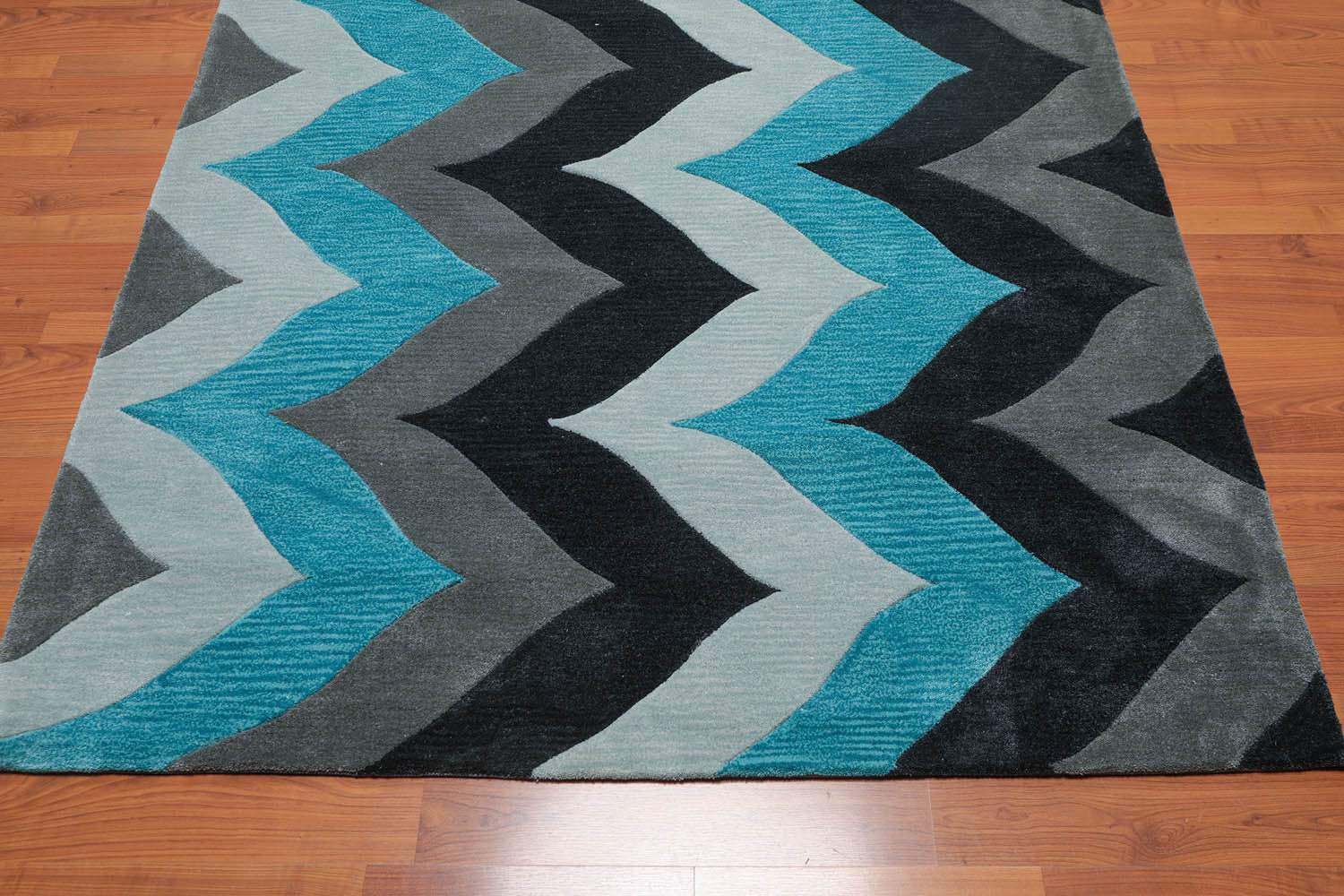 5x7 Gray, Charcoal, Aqua Color Hand Tufted All-Over 100% Polyster Contemporary Oriental Rug