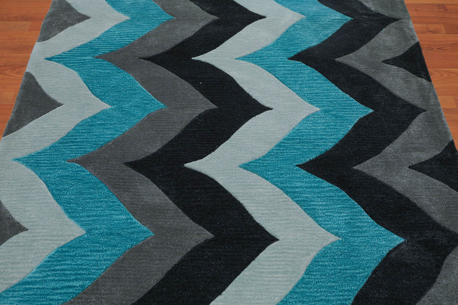 5x7 Gray, Charcoal, Aqua Color Hand Tufted All-Over 100% Polyster Contemporary Oriental Rug