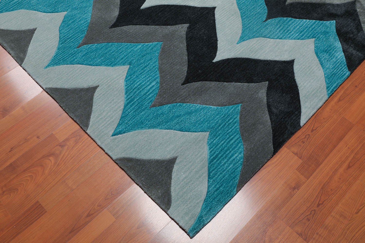 5x7 Gray, Charcoal, Aqua Color Hand Tufted All-Over 100% Polyster Contemporary Oriental Rug
