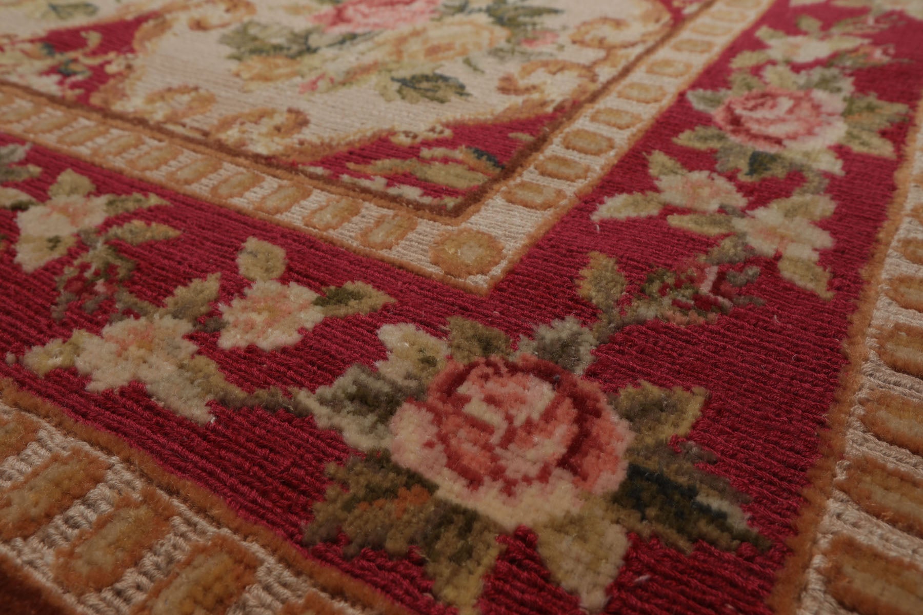 6x9 Beige, Fuschia, Green Color Hand Knotted Aubusson Savonnerrie Wool Traditional Oriental Rug