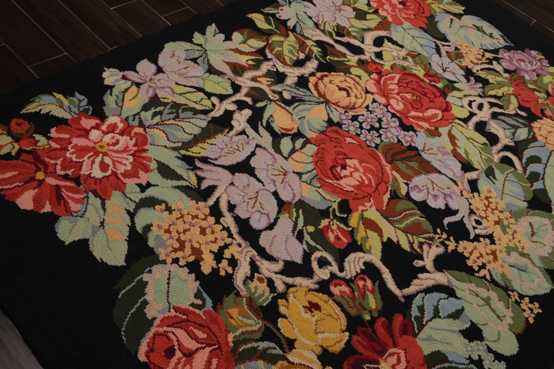 6x9 Black, Green, Coral Color Hand Woven Needlepoint Wool Traditional Oriental Rug