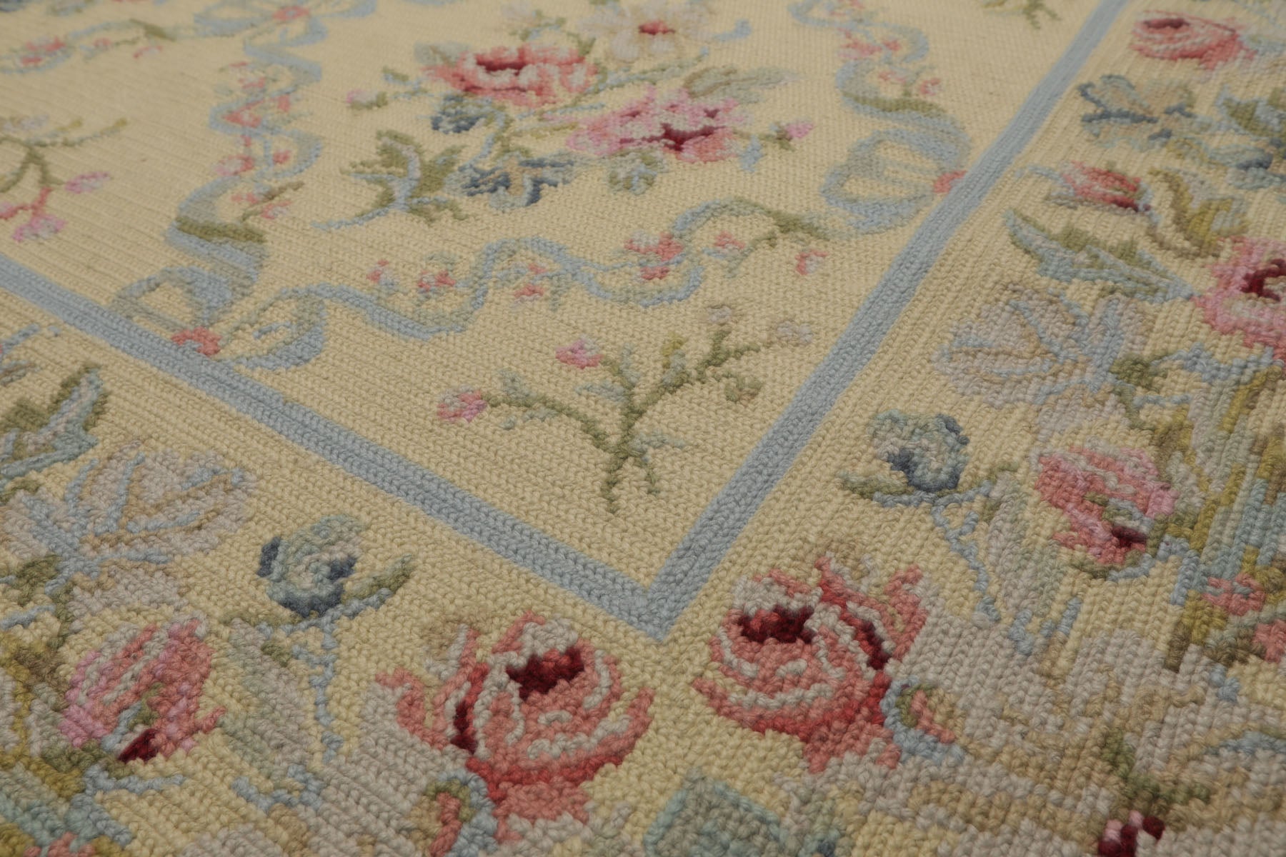6x9 Sage, Blue, Pink Color Hand Woven Needlepoint Wool Traditional Oriental Rug
