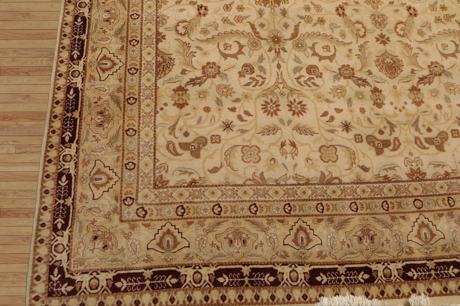 Palace Beige, Maroon, Tan Color Hand Knotted Floral 100% Wool Traditional-Persian/Oriental Oriental Rug