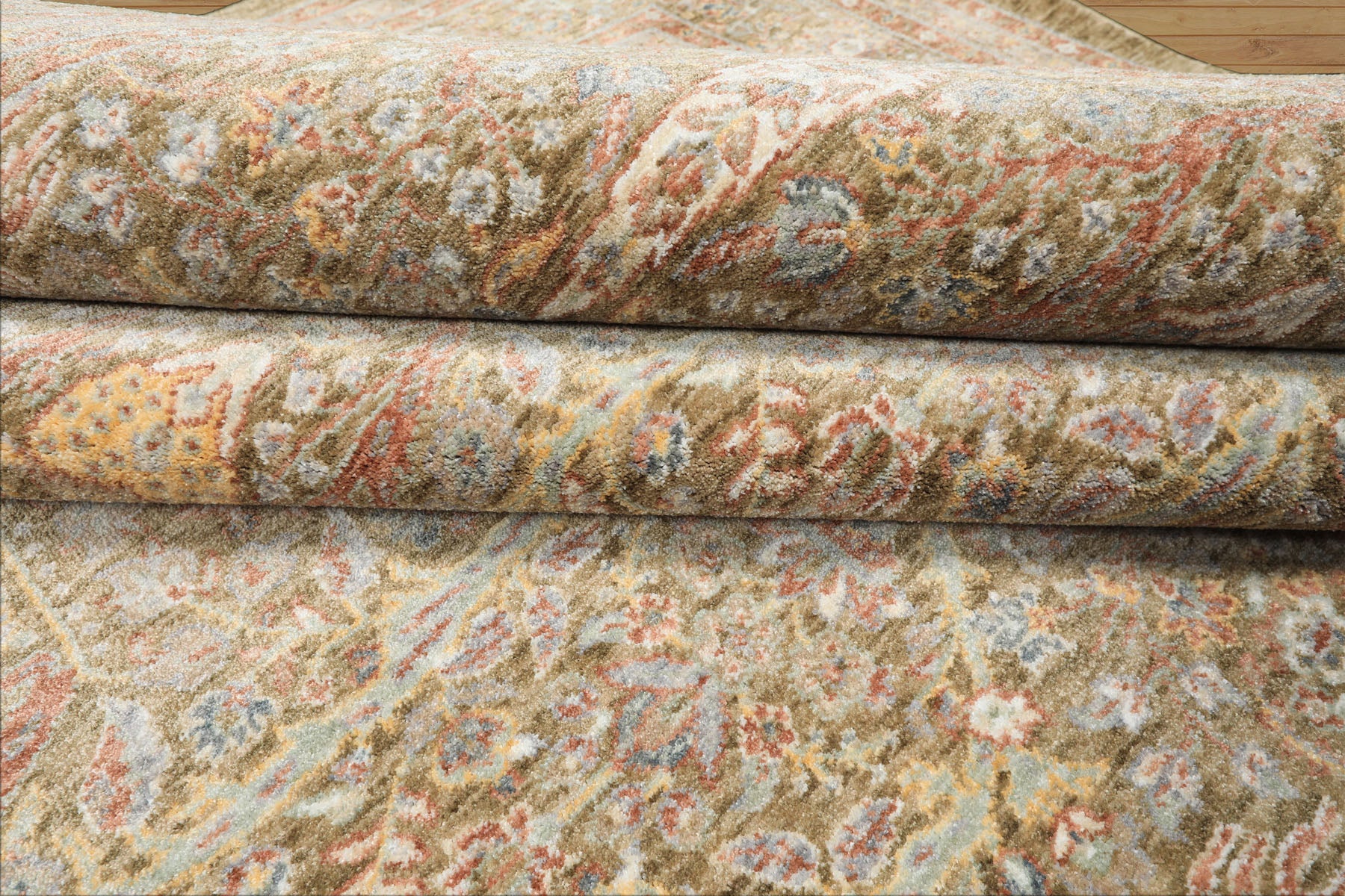 Multi Size Pistachio Ivory Aqua Color Machine Made Persian Polypropylene Traditional Oriental Rug