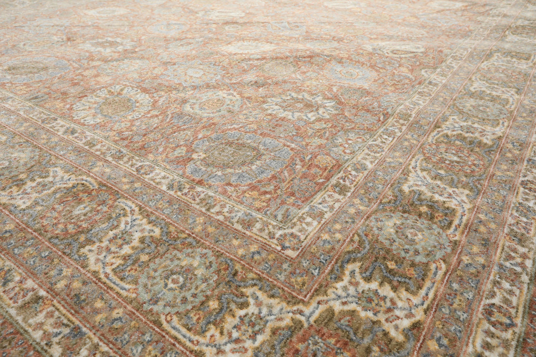 Multi Size Rust Ivory Aqua Color Machine Made Persian Polypropylene Traditional Oriental Rug