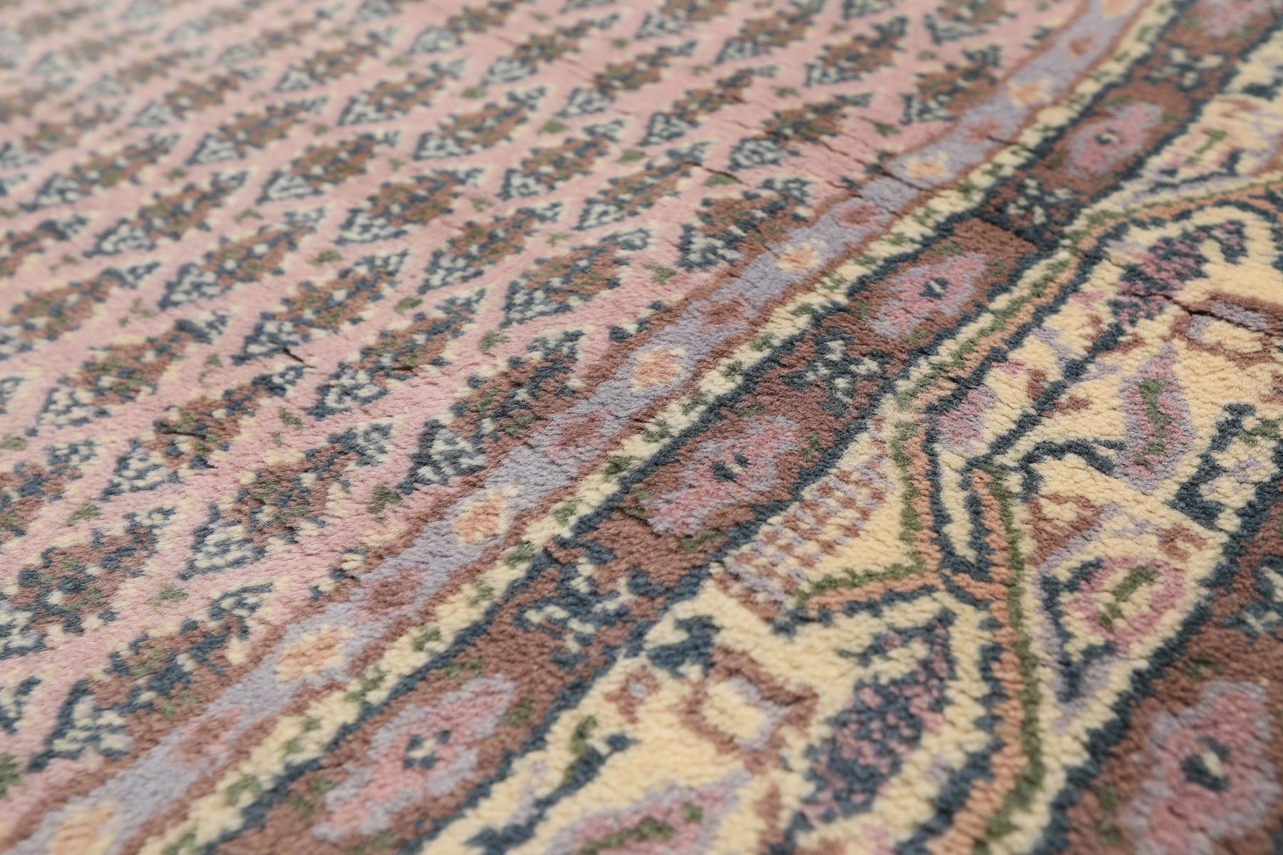 4x6 Lilac, Ivory, Slate Color Hand Knotted Persian Wool Traditional Oriental Rug