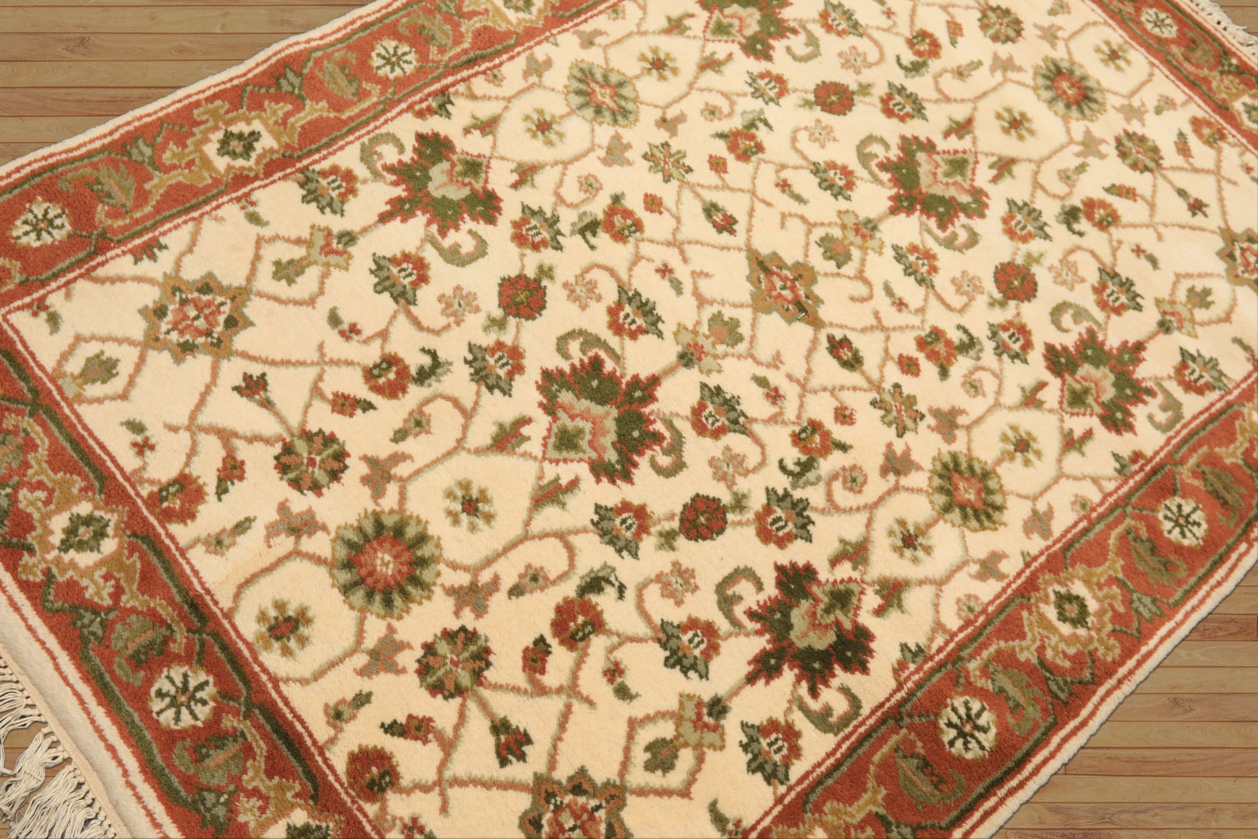 4x6 Ivory, Rust, Green Color Hand Knotted Indo Kashan Wool Traditional Oriental Rug