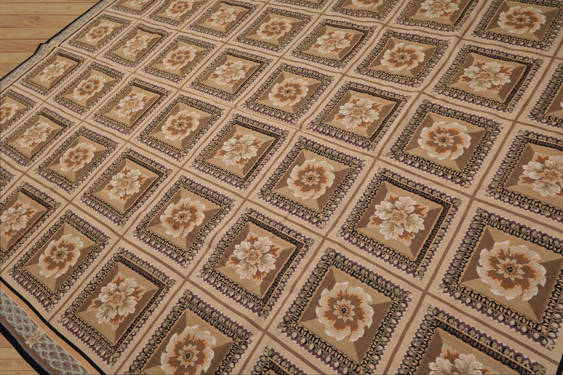 8x10 Beige, Ivory, Green Color Hand Woven French Aubusson Needlepoint wool Traditional Oriental Rug