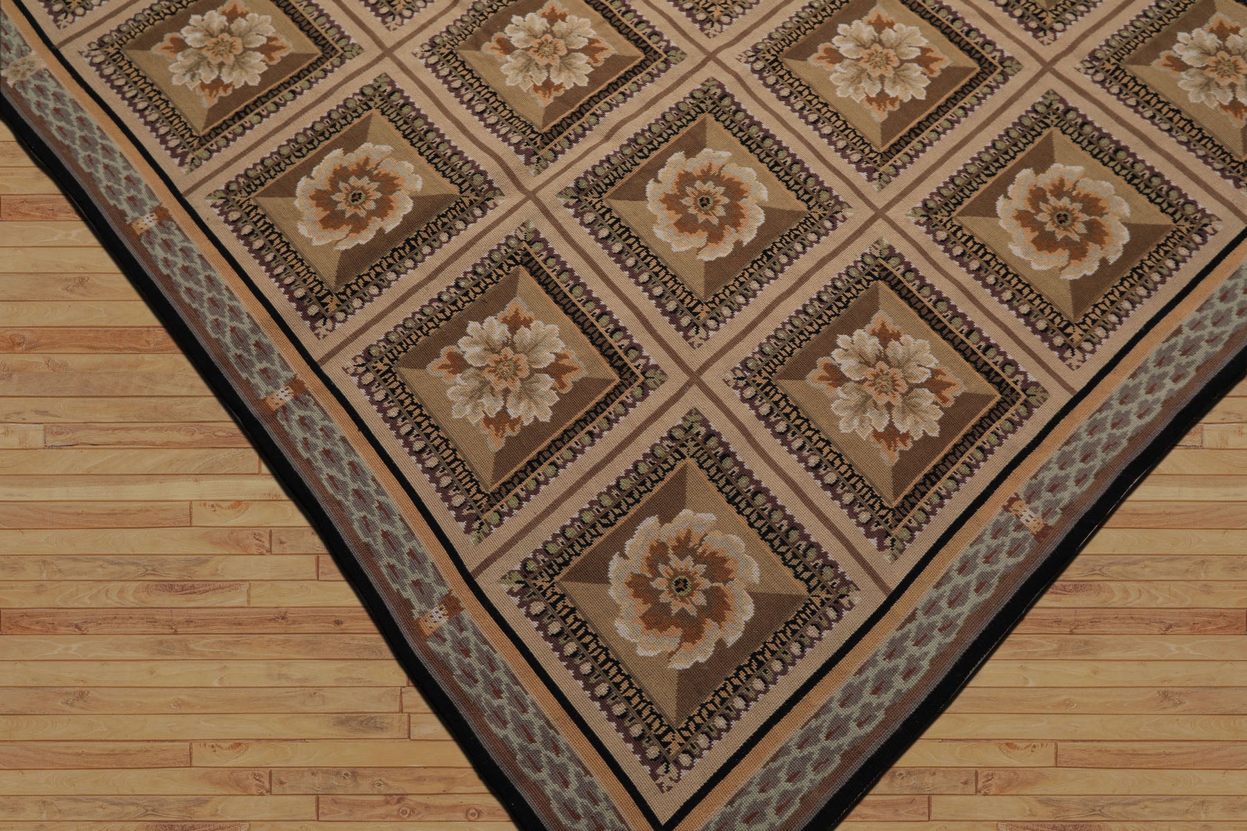 8x10 Beige, Ivory, Green Color Hand Woven French Aubusson Needlepoint wool Traditional Oriental Rug