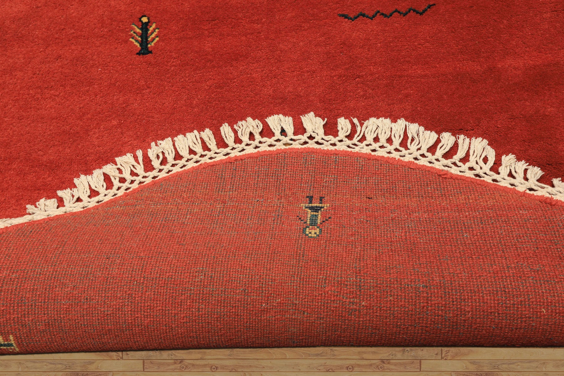 Round Coral, Gold, Black Color Hand Knotted Gabbeh Wool Modern & Contemporary Oriental Rug