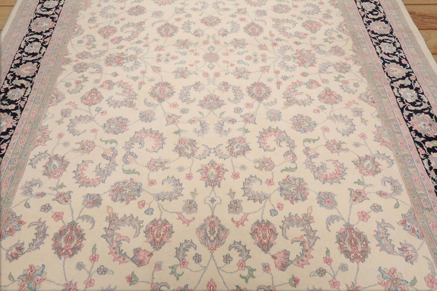 8x10 Ivory, Black, Rose Color Hand Knotted Floral 100% Wool Traditional-Persian/Oriental Oriental Rug