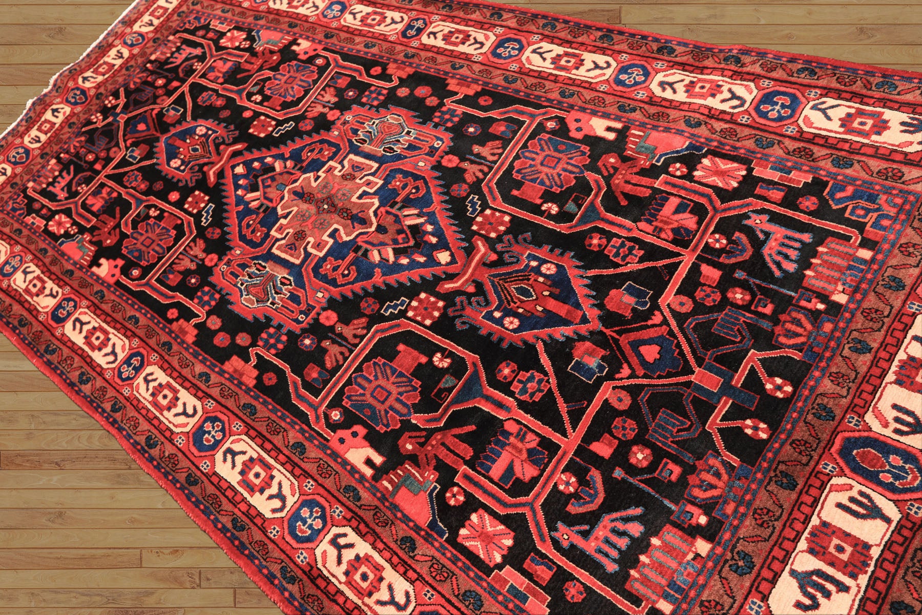 Runner Black, Red, Ivory Color Hand Knotted Heriz Wool Traditional Oriental Rug