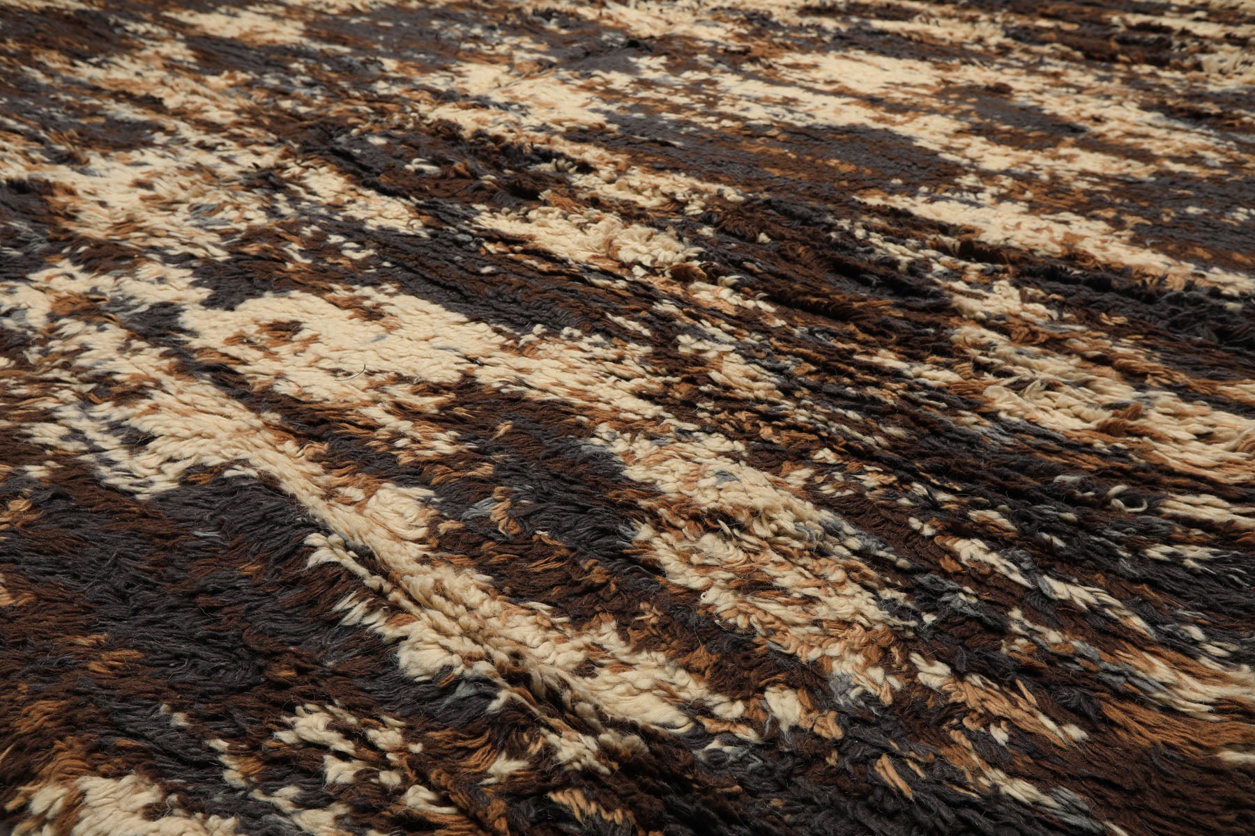 8x10 Ivory, Chocolate, Aubergine Color Hand Knotted Moroccan Shag Wool Modern & Contemporary Oriental Rug