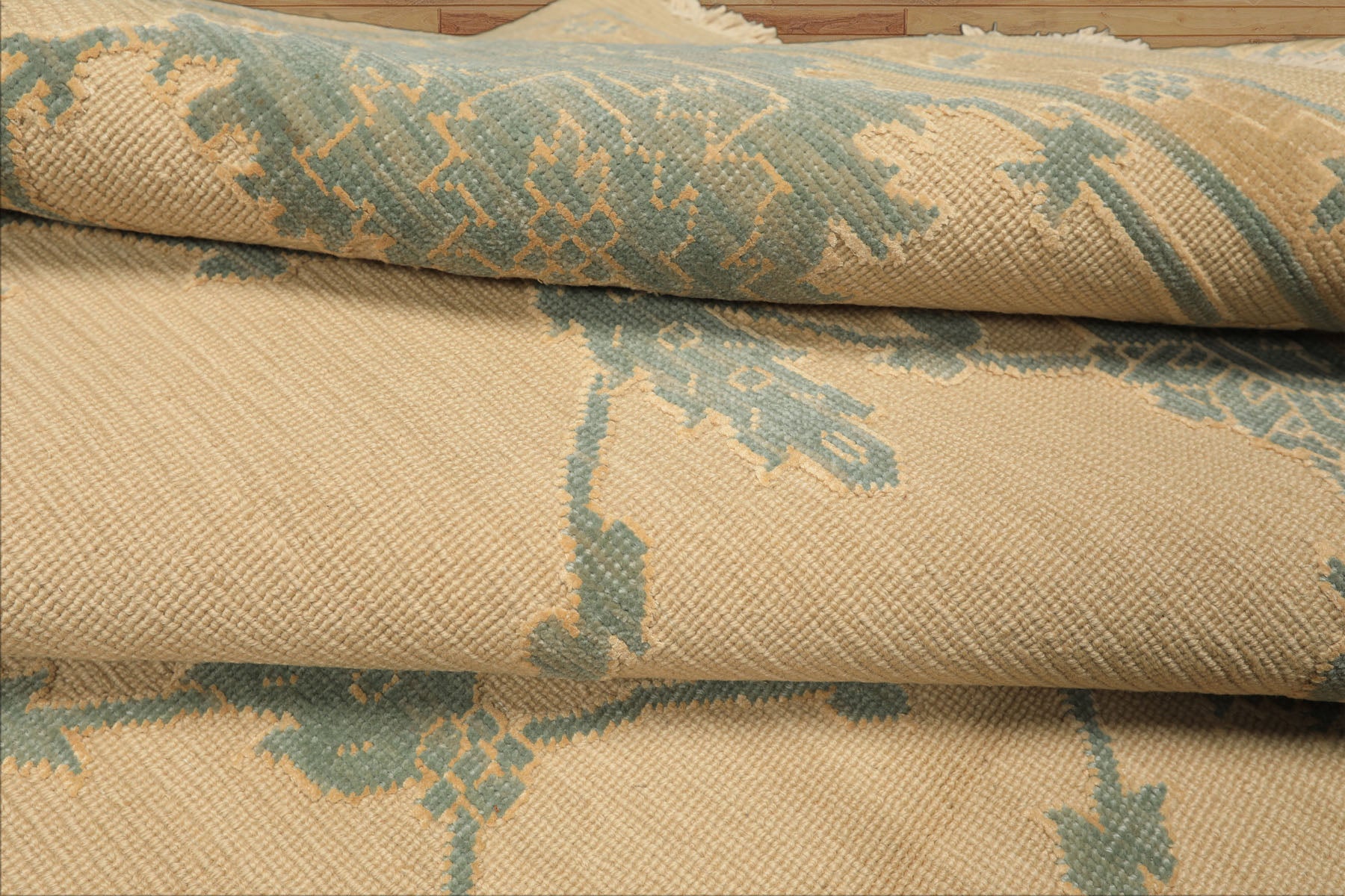 8x10 Ivory, Aqua, Light Gold Color Hand Knotted Nourison Nourmak Soumak Wool & Silk Transitional Oriental Rug