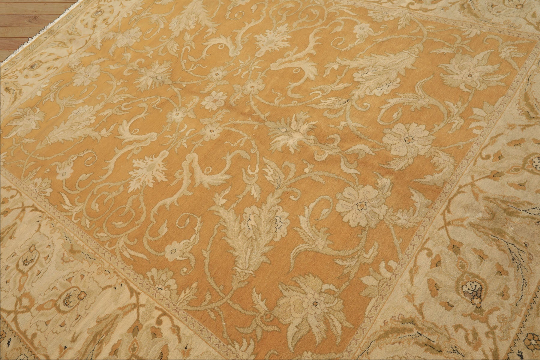 8x9 Gold, Beige, Ivory Color Hand Knotted Agra Wool Traditional Oriental Rug