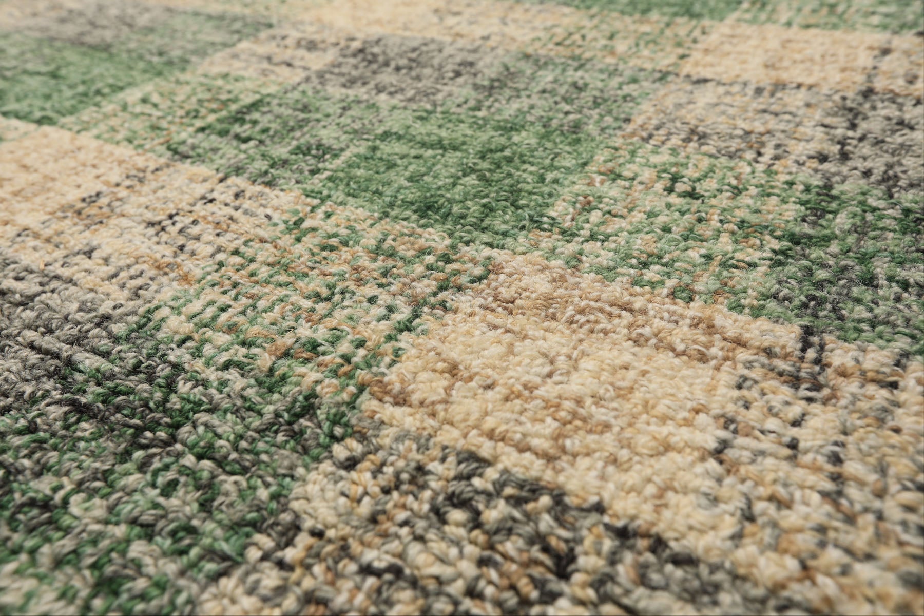 Multi Size Ivory Green Gray Color Hand Hooked  Wool Contemporary Oriental Rug
